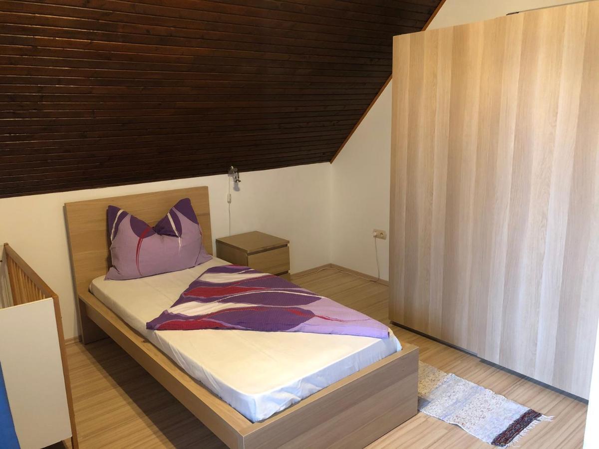 Valentin Vendeghaz Hotell Balatonlelle Exteriör bild