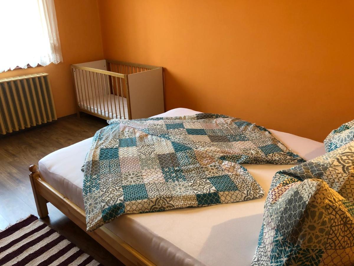 Valentin Vendeghaz Hotell Balatonlelle Exteriör bild