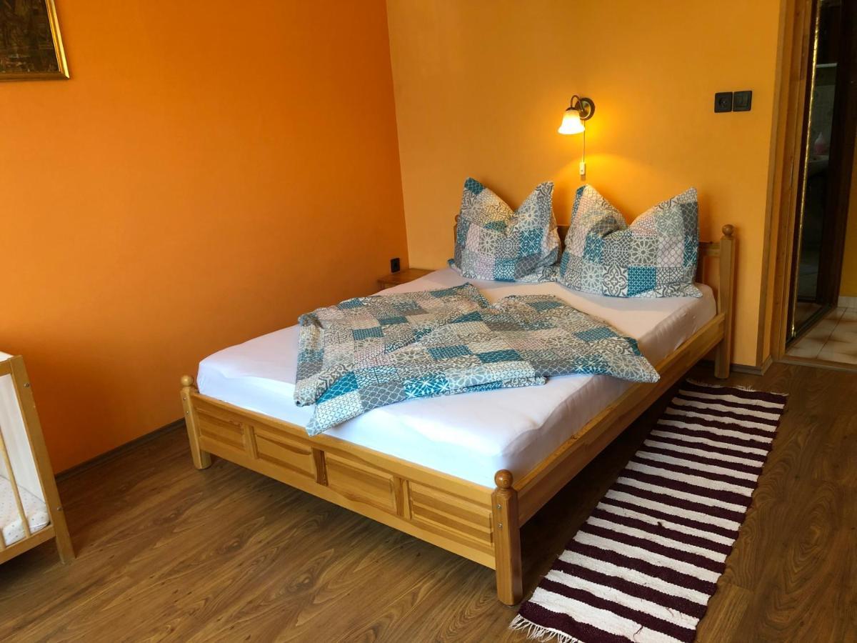 Valentin Vendeghaz Hotell Balatonlelle Exteriör bild