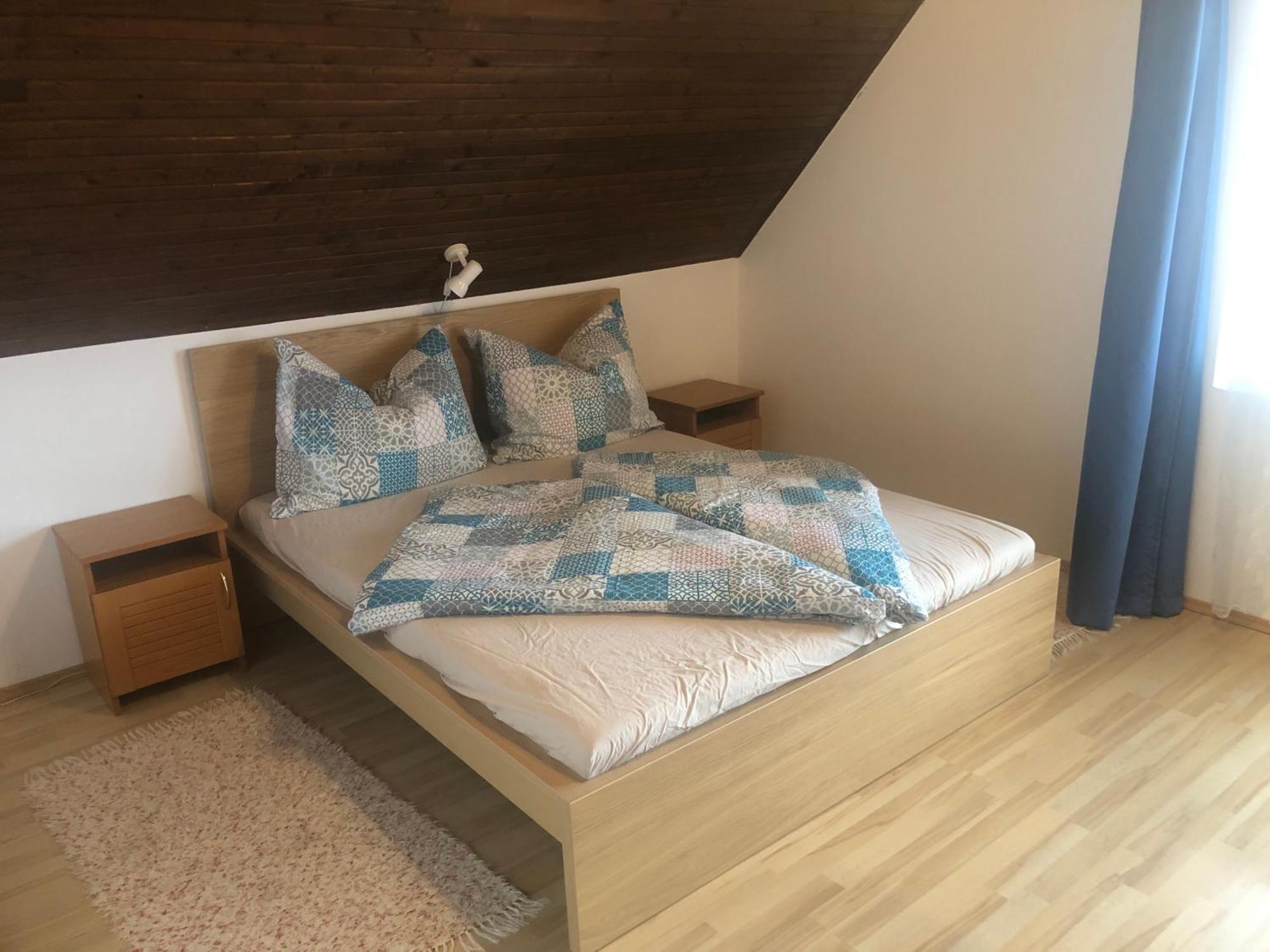 Valentin Vendeghaz Hotell Balatonlelle Exteriör bild