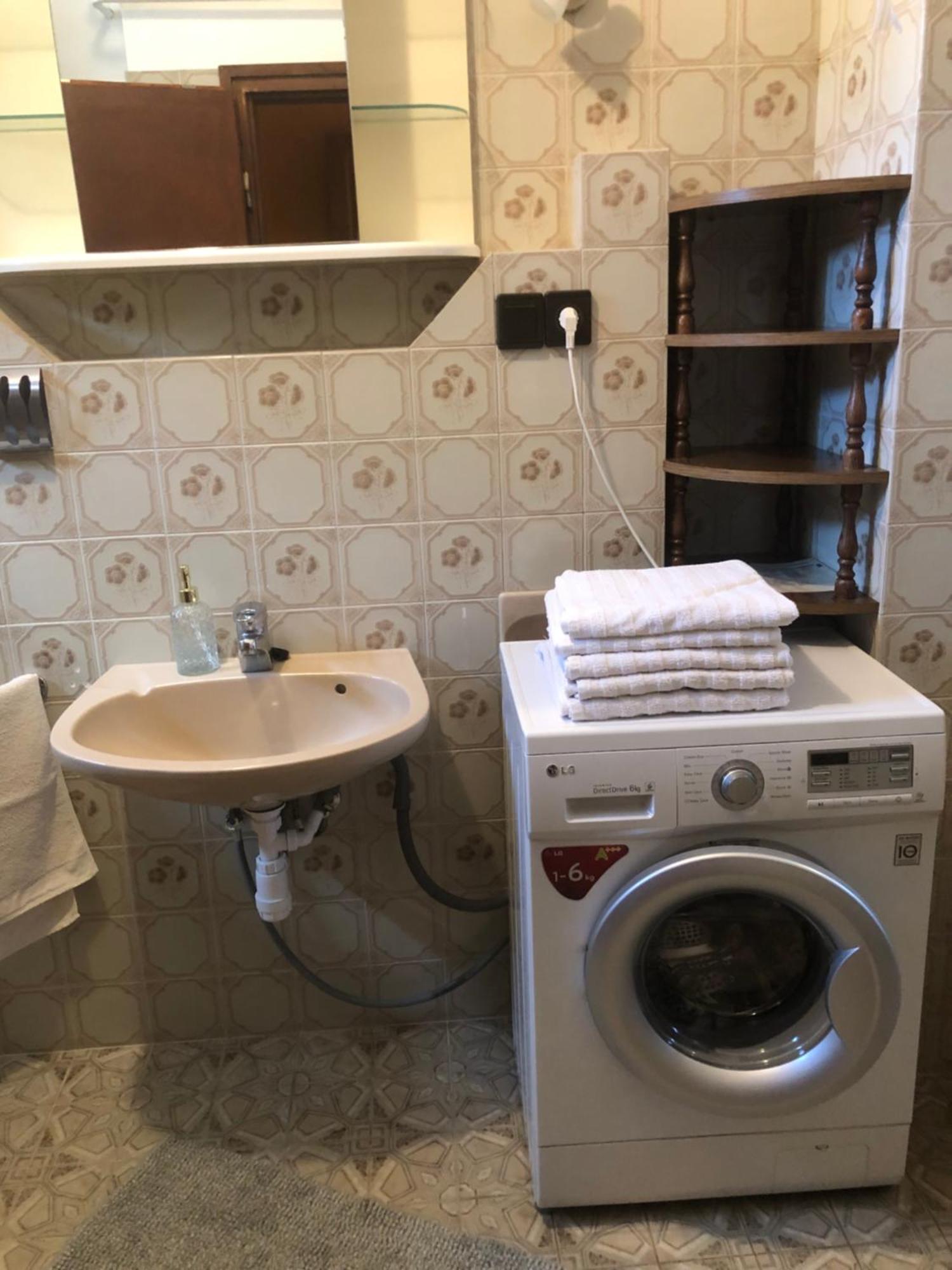 Valentin Vendeghaz Hotell Balatonlelle Exteriör bild