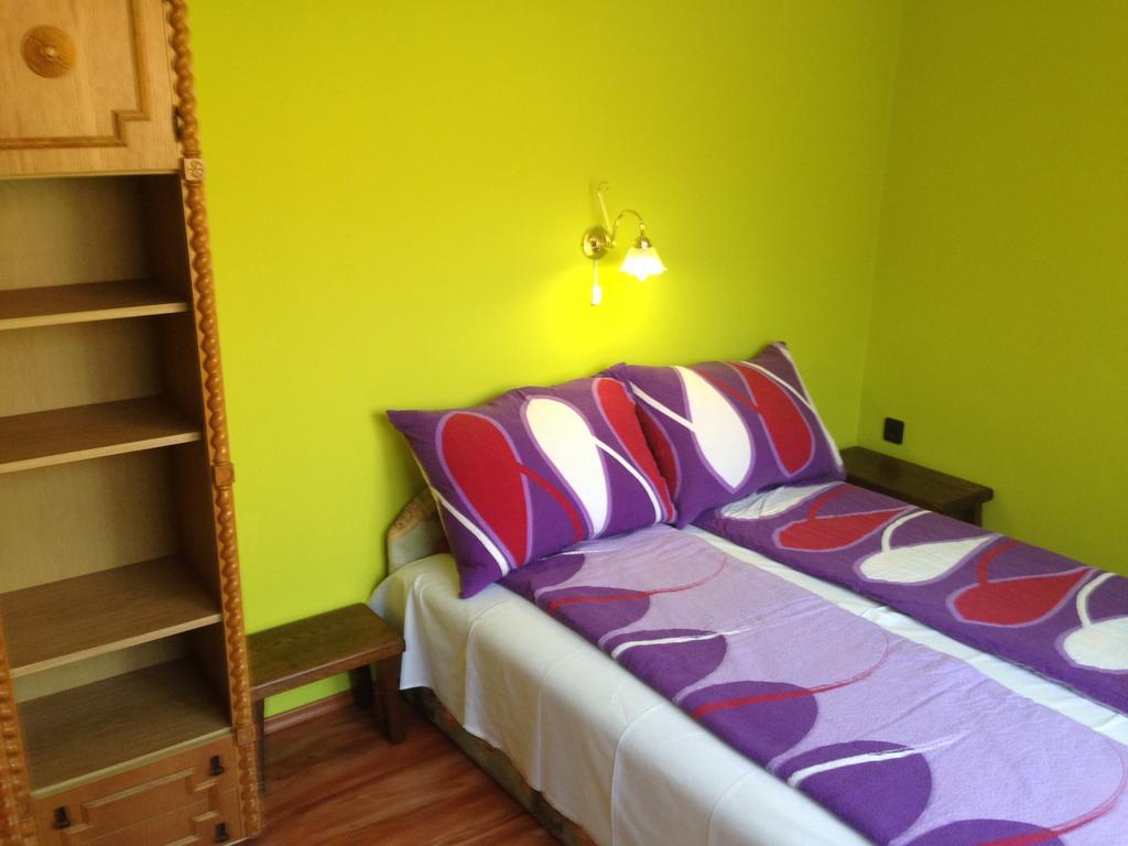 Valentin Vendeghaz Hotell Balatonlelle Exteriör bild